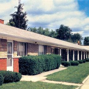 Отель Standish Motel
