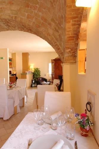 Отель The Olive Inn
