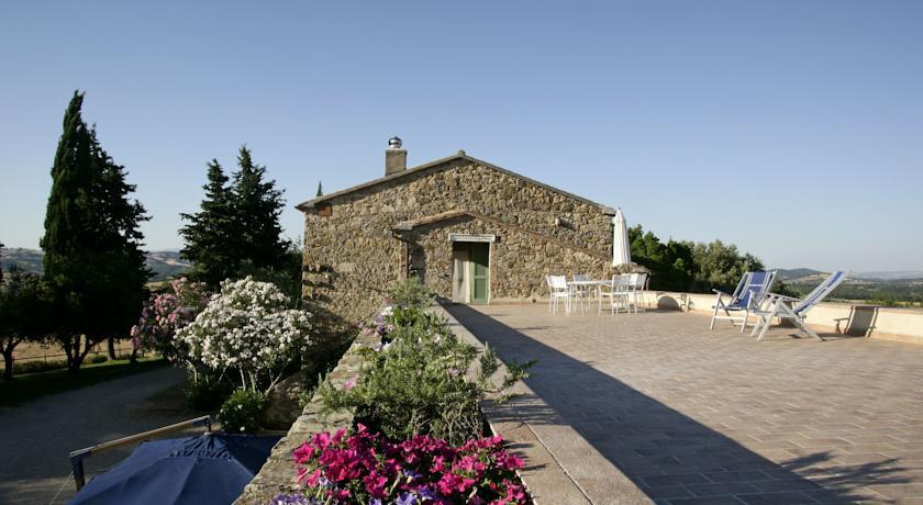 Отель Fattoria Poggio Foco