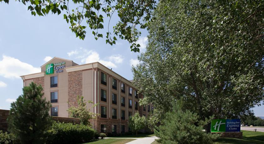Отель Holiday Inn Express Hotel & Suites FT. COLLINS