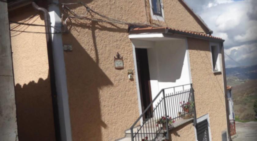 Апартаменты La Casa Di Enza