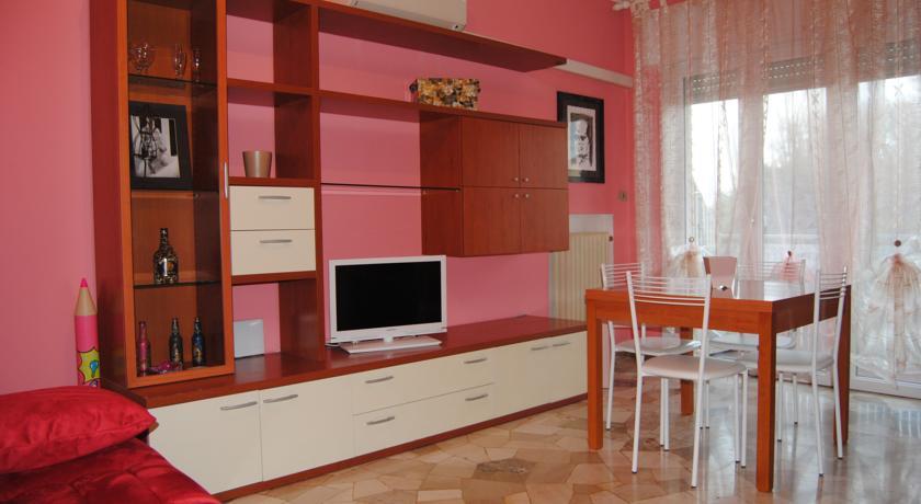 Апартаменты Pink House Kiara
