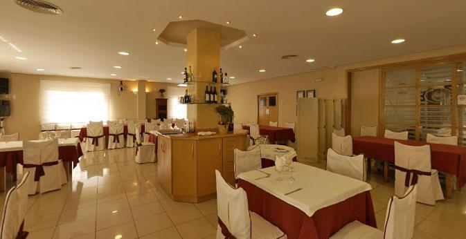Отель Hotel Ciutat de Carlet