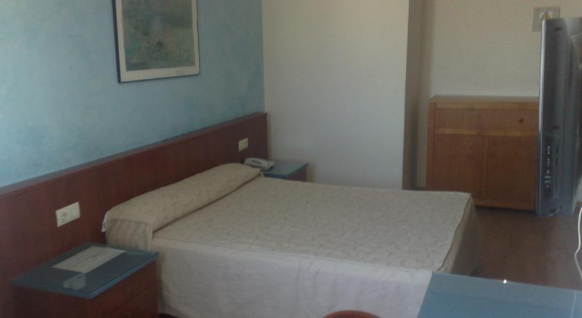 Отель Hotel Costa Blanca