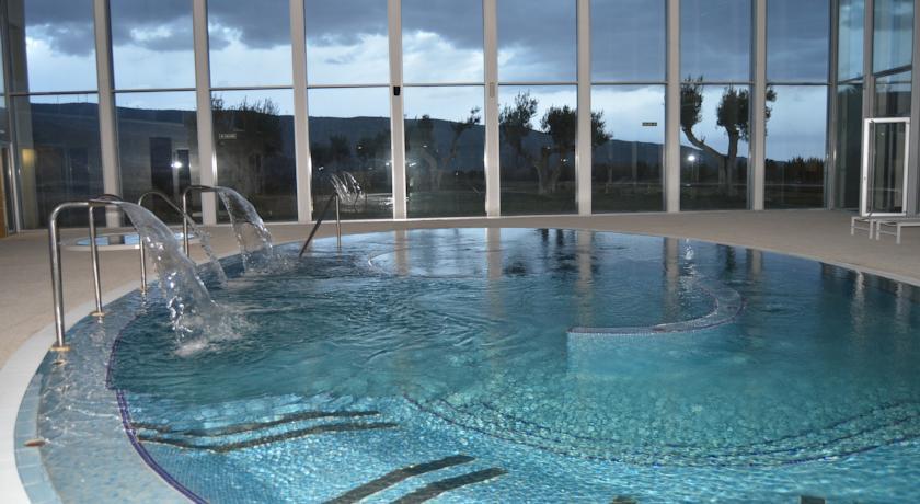 Отель Hotel Balneario de Gravalos