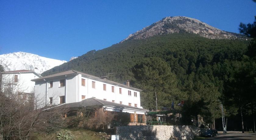 Гостевой дом Hostal-Restaurante Fogón de Gredos