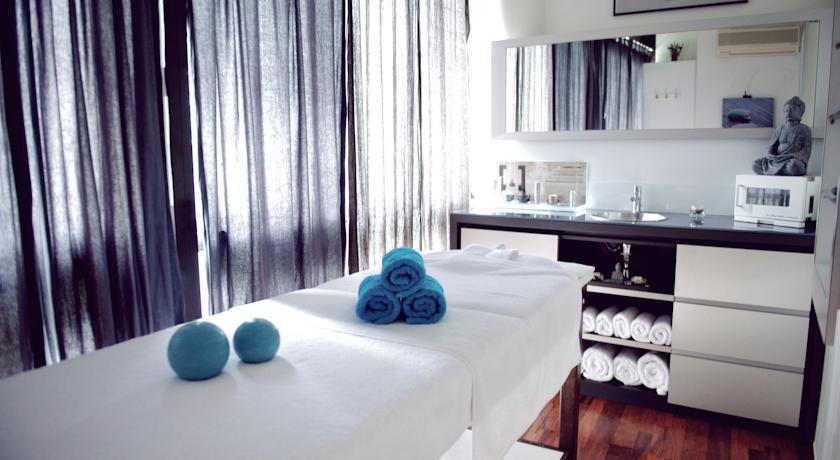 Отель Radisson Blu Hotel, Aix-Les-Bains