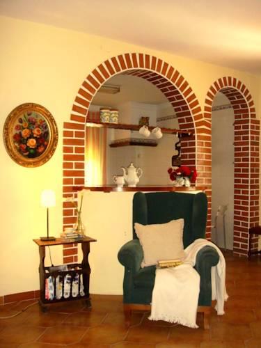 Отель Vivienda Vacacional Villa Filomena