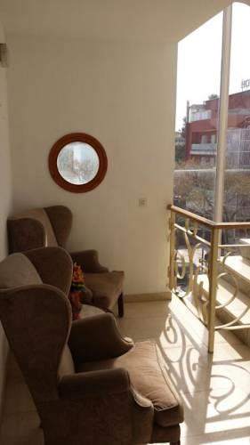 Хостел Hostal Hipica Park