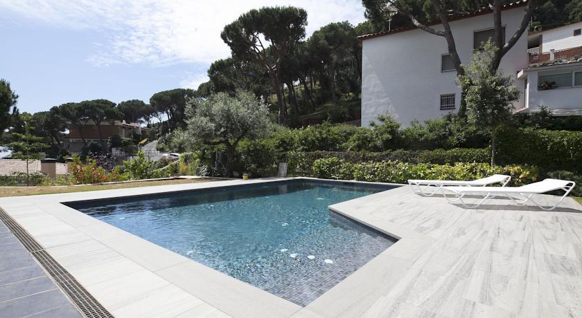 Апартаменты Apartments Barcelona & Home Deco Villa Premia
