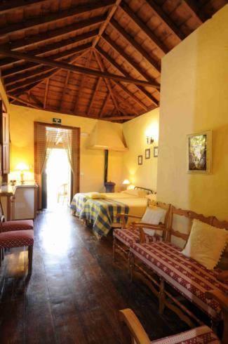 Апартаменты Casas Rurales Los Marantes