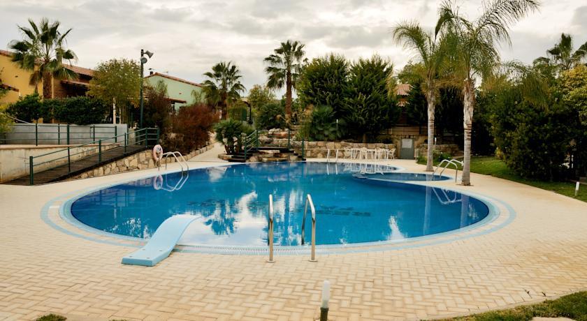 Апартаменты Chalets Riba Roja