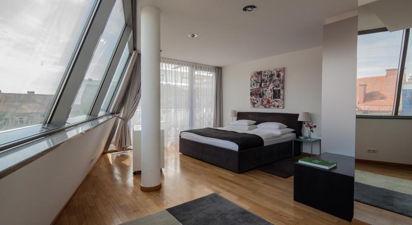 Отель Augarten Hotel art & design