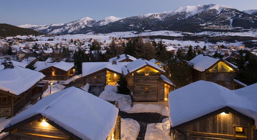 Отель Les Chalets Secrets