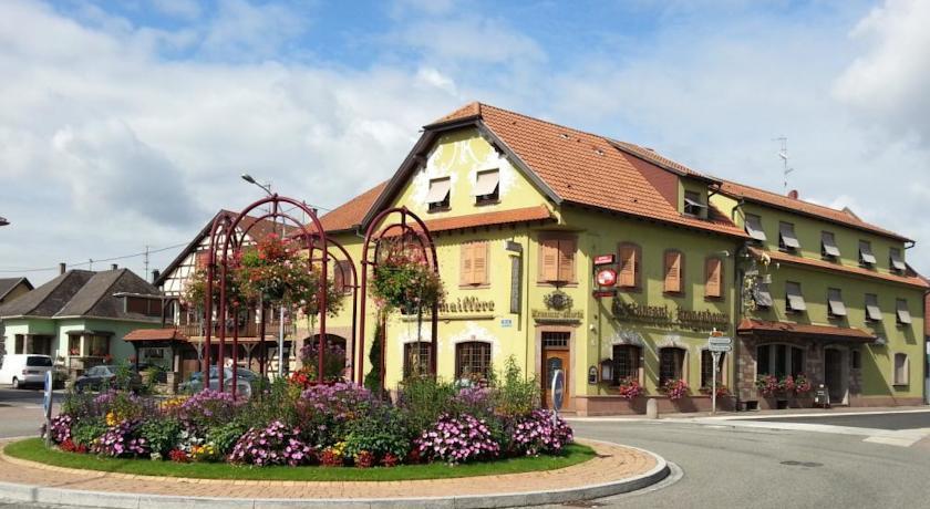 Отель Hôtel-Restaurant La Crémaillère