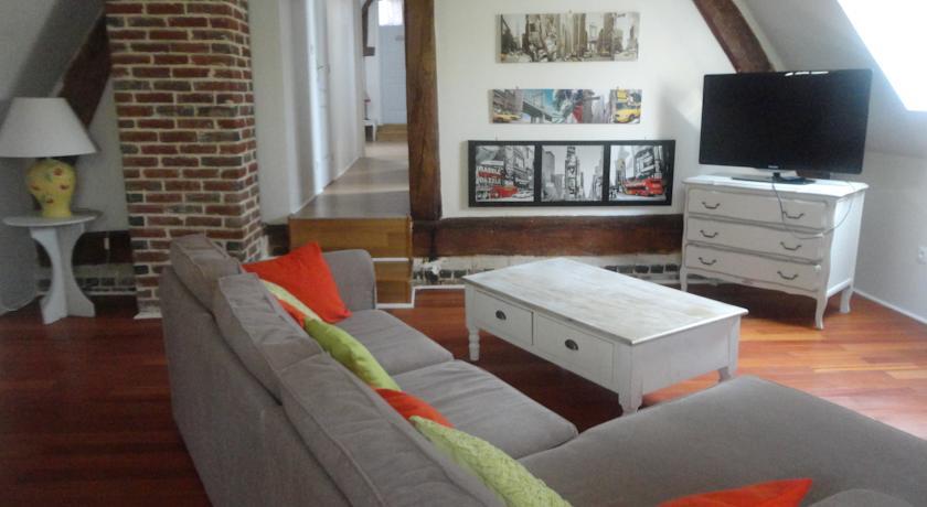 Апартаменты Cottage Le Montaudin