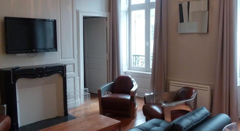 Апартаменты Appartement Saint Aurelien