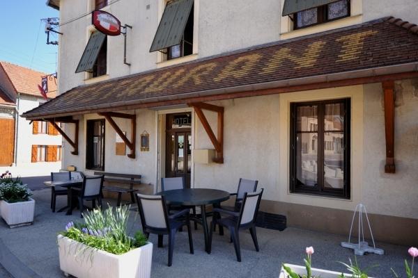 Отель Hotel Restaurant du Cheval Blanc