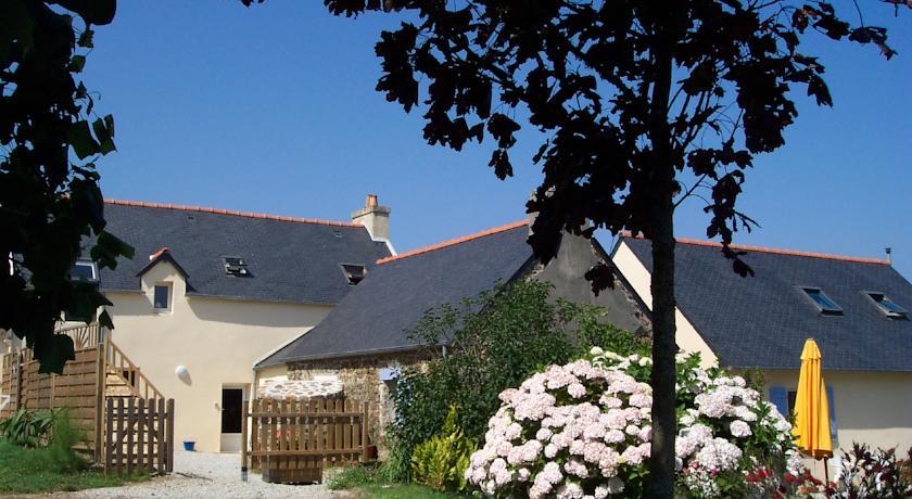 Мини-отель Maison d'hôtes Les Capucins