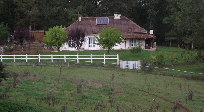 Вилла Villa Saint-Amand de Coly
