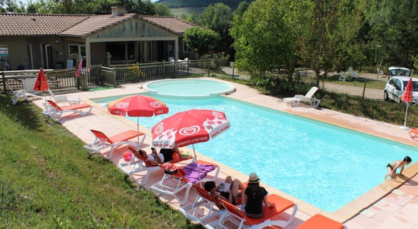 Отель Causses & Vallées Vacances