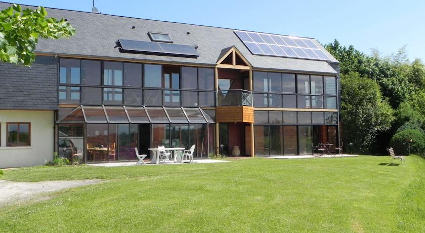 Мини-отель Chambres d'hotes les Coteaux d'Uzos