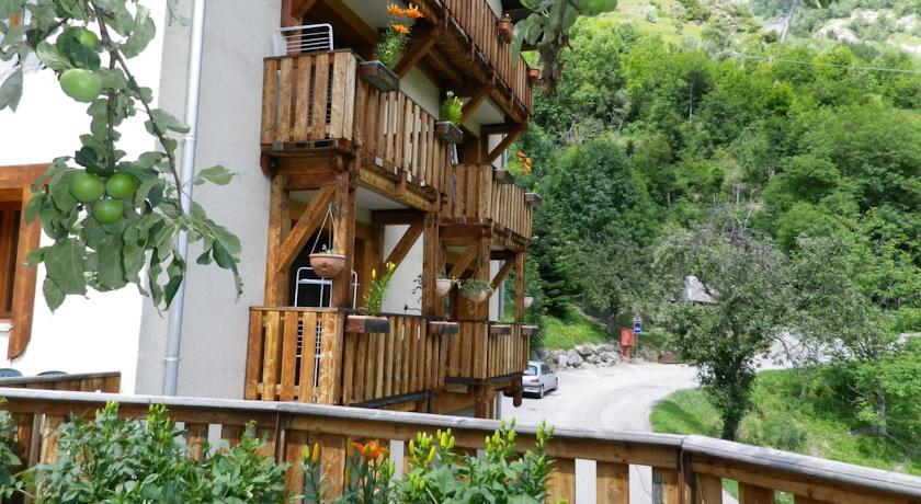 Апартаменты Chalet les Alpes