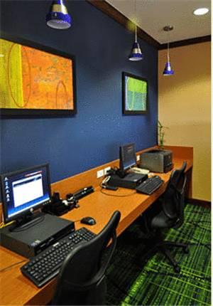 Отель Fairfield Inn & Suites Denver Aurora