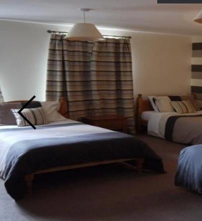 Отель The Oaks Hotel