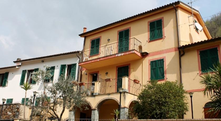 Апартаменты House L'Ulivo