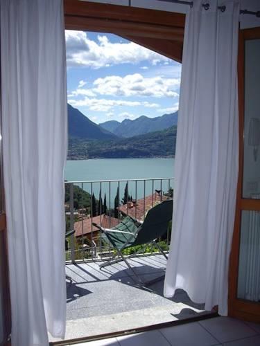 Апартаменты Casa Viviana Halldis Apartment