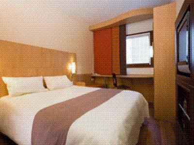 Отель Ibis Swansea