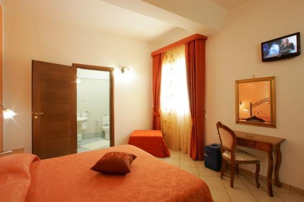 Отель Hotel La Darsena