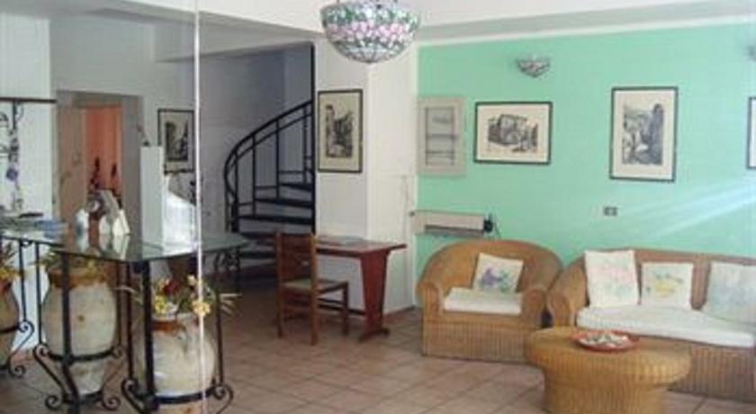 Отель Hotel La Grotta