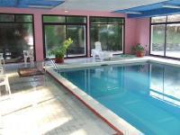 Отель Brit Hotel Le Laca