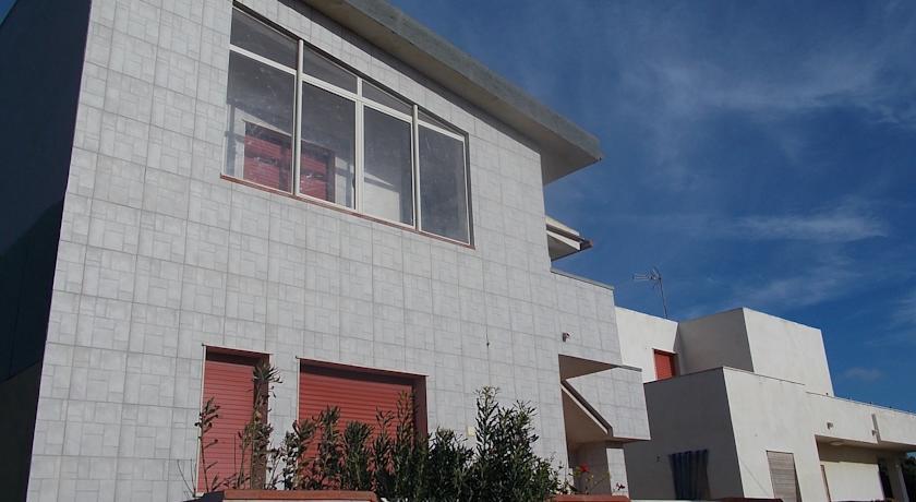 Апартаменты Mediterraneo Apartments