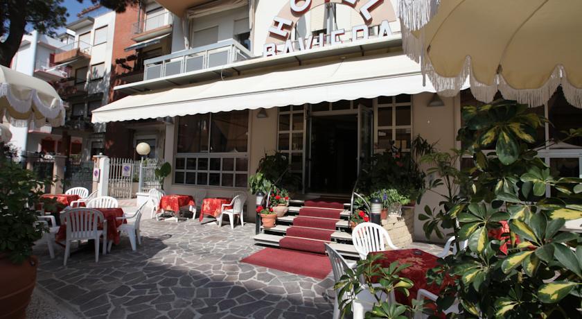 Отель Hotel Baviera