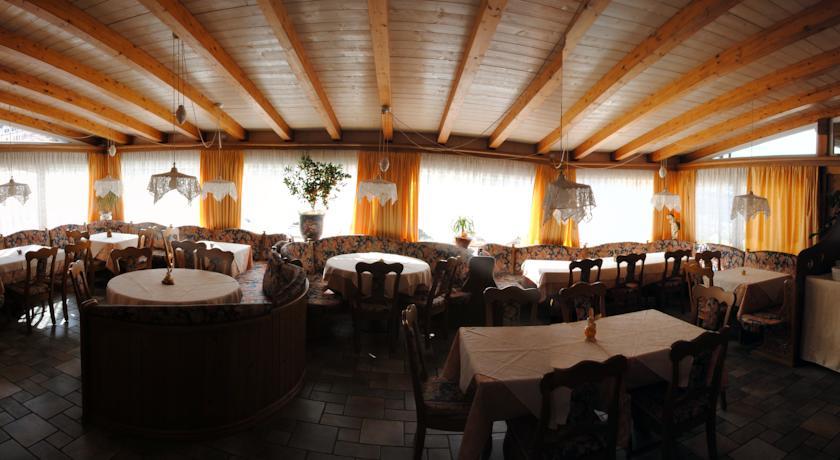 Отель Albergo Alt Spaur