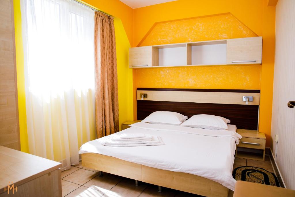 Отель Hotel Meridian