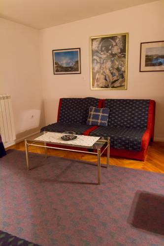 Agm Apartments