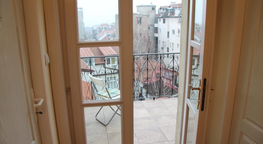 Azzul Hostel