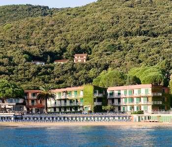Отель Hotel Desiree