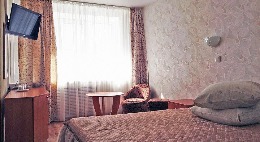  Отель Родина