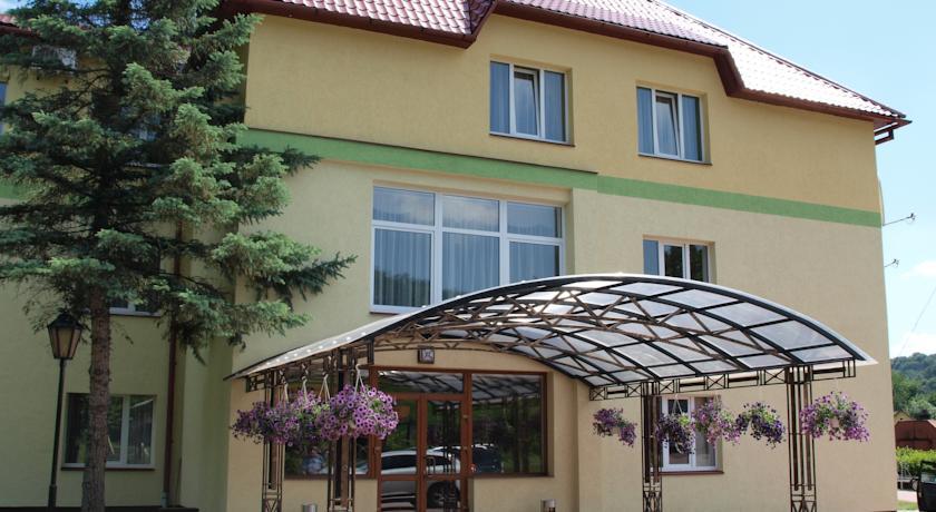 Гостиница Complex Charivni Ozera