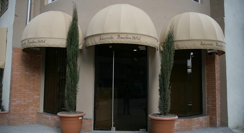 Basilon Hotel