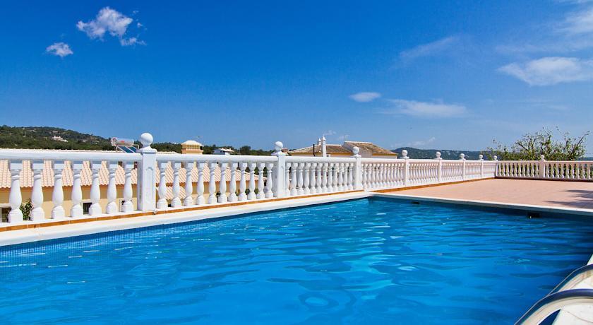 Вилла Villa Loulé 1