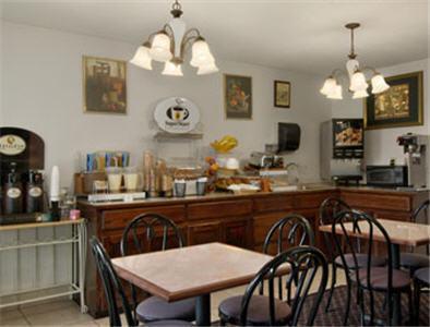 Отель Super 8 Antioch