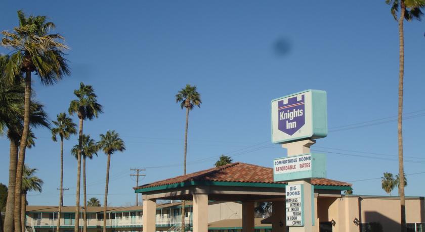 Отель Knights Inn Blythe