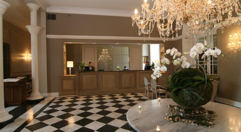 Отель Hotel Kasteel Bloemendal