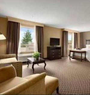 Hampton Inn & Suites Edmonton/West